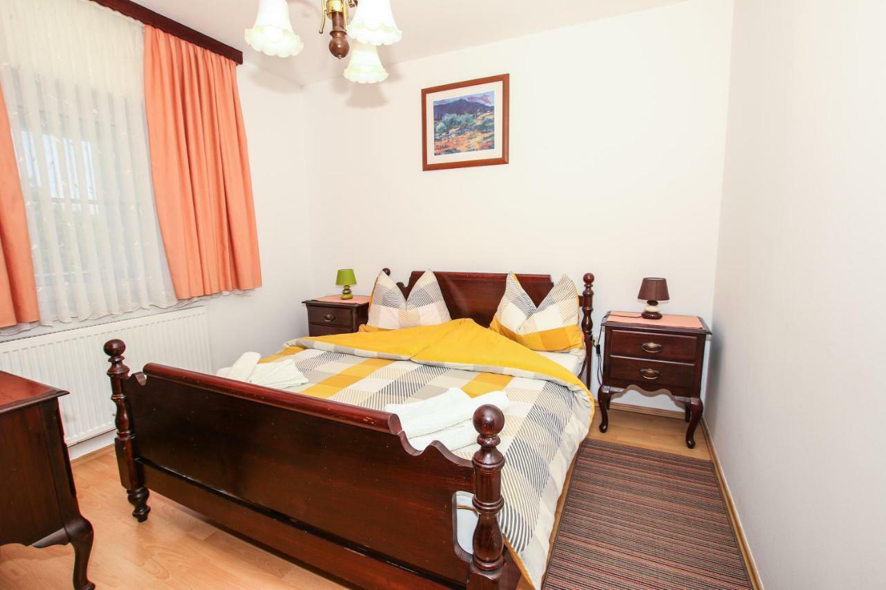 Apartmani Ljubica Poreč Exterior foto