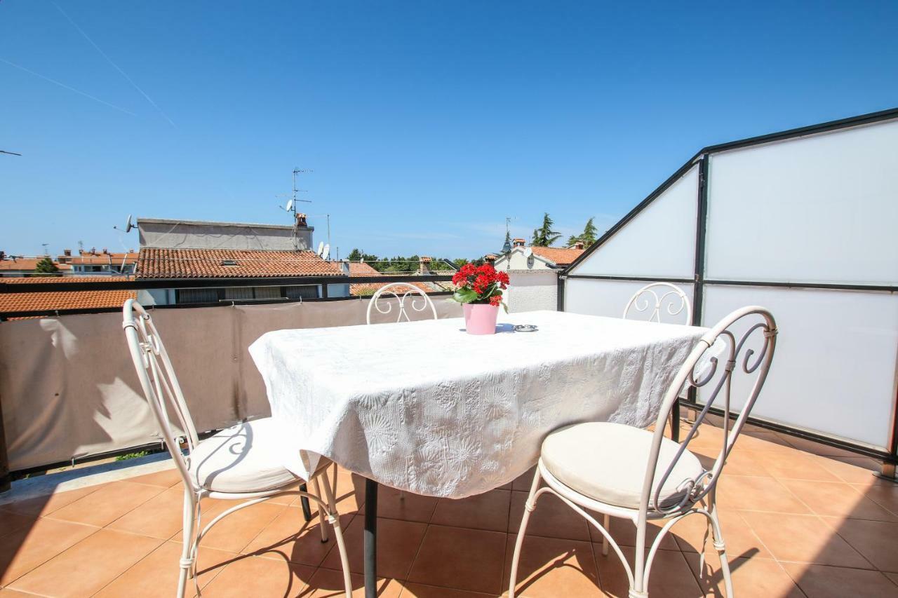Apartmani Ljubica Poreč Exterior foto