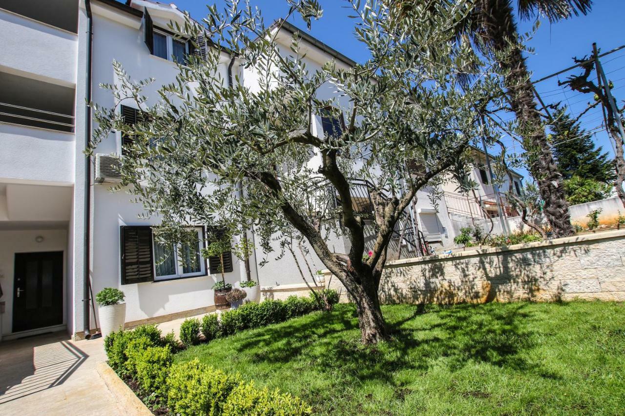 Apartmani Ljubica Poreč Exterior foto