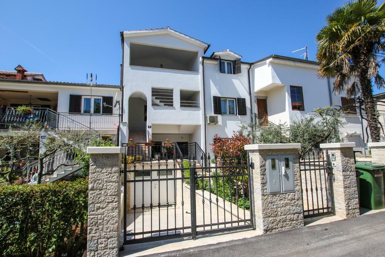 Apartmani Ljubica Poreč Exterior foto